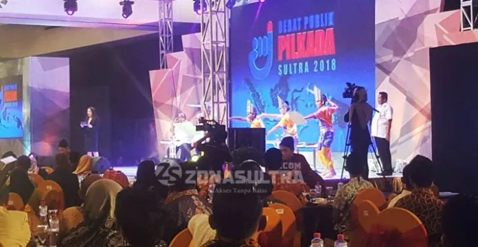 Peserta Debat Cagub dan Cawagub Sultra Disambut Tari Tradisional