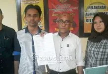 Kasus Fitnah, Plt Bupati Konawe Dilaporkan ke Polda Sultra Kasus Fitnah, Plt Bupati Konawe Dilaporkan ke Polda Sultra