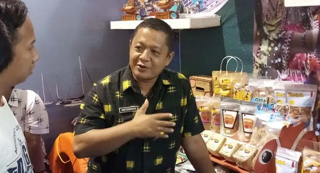 Plt Kadis Kelautan dan Perikanan Kabupaten Wakatobi Oktawinus