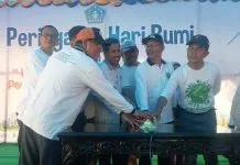 Peringati Hari Bumi, Pemkot Kendari Lakukan Aksi Bersih Pantai Peringati Hari Bumi, Pemkot Kendari Lakukan Aksi Bersih Pantai