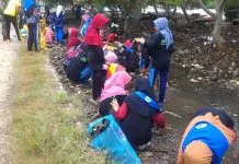 Hari Bumi di Wakatobi , Diet Kantong Plastik Hingga Aksi Sapu Pantai Hari Bumi di Wakatobi , Diet Kantong Plastik Hingga Aksi Sapu Pantai