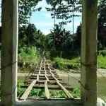 Proyek Jembatan Gantung di Kolut Terbengkalai Proyek Jembatan Gantung di Kolut Terbengkalai