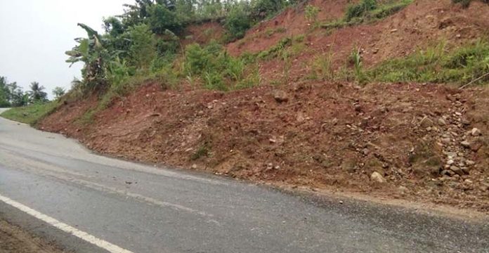 Jalan Trans Sulawesi di Kolaka Utara Rawan Longsor