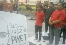 1 Tahun Penyerangan Novel, Mahasiswa Hukum UHO Desak Presiden Bentuk TGPF 1 Tahun Penyerangan Novel, Mahasiswa Hukum UHO Desak Presiden Bentuk TGPF