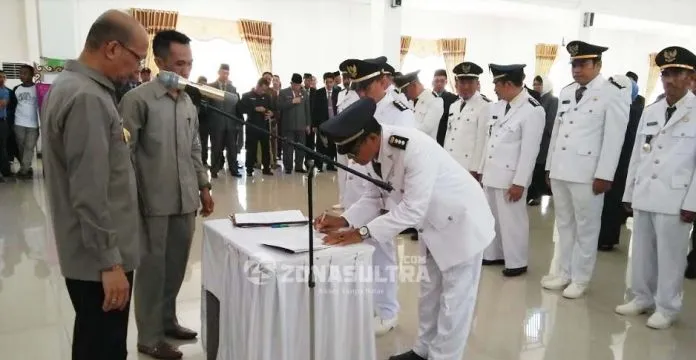 pelantikan3 Lantik 15 Camat di Bombana, Tafdil: Jangan Salah Gunakan Jabatan