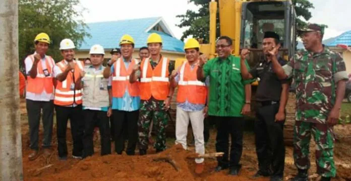 Penuhi Janji, Ruksamin Optimis Empat Kecamatan Segera Nikmati Listrik