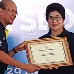 Berhasil Cegah Penyakit Malaria, Tafdil Dapat Penghargaan Menkes RI Berhasil Cegah Penyakit Malaria, Tafdil Dapat Penghargaan Menkes RI