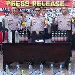 Polres Buton Amankan 4 Ton Miras Polres Buton Amankan 4 Ton Miras
