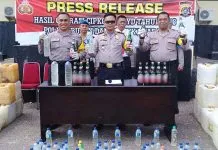 Polres Buton Amankan 4 Ton Miras Polres Buton Amankan 4 Ton Miras