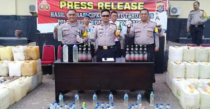 Polres Buton Amankan 4 Ton Miras