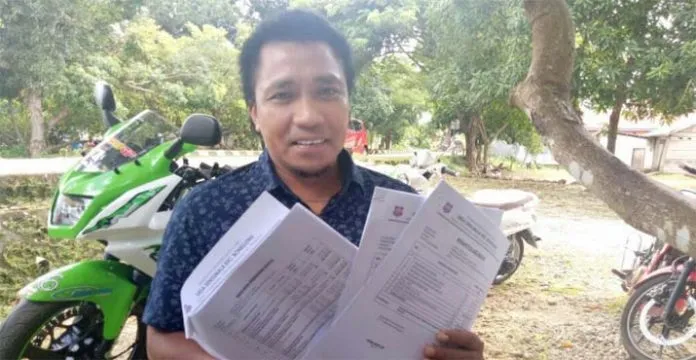 Kades Eensumala Kecamatan Bonegunu Buton Utara (Butur) Samsul Wiridin