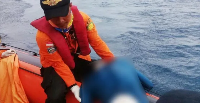 Mayat Nelayan Asal Iwoimendaa Dievakuasi Tim SAR Kolaka