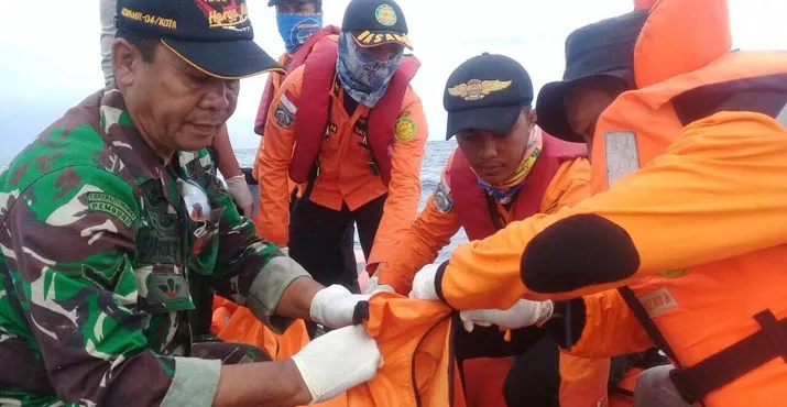 Mayat Nelayan Asal Iwoimendaa Dievakuasi Tim SAR Kolaka