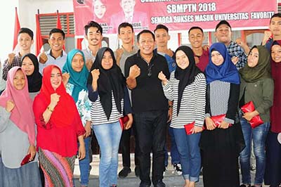 Bekali Siswa Masuk PTN, PDIP Sultra Adakan Try Out SBPMTN