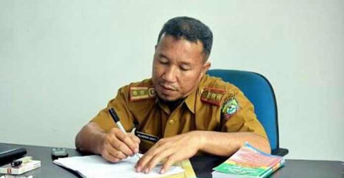 Kepala Dinas PMD Konut Zulkarnain Sinapoy