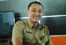 Jelang Pilgub, Disdukcapil Konsel Tambah Jam Layanan Kerja Pembuatan E-KTP Kepala Seksi (Kasi) Pendaftaran Penduduk Disduk Capil Konsel Sudirman