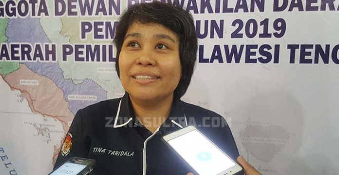 Anggota KPU Sultra Tina Dian Ekawati Taridala