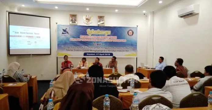 Teknik Elektro UHO Gandeng Stakeholder Terkait Kembangkan Kurikulum