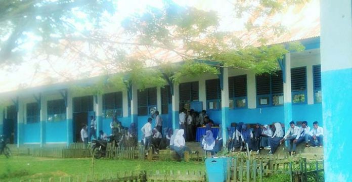 Terkendala Jaringan, UNBK SMAN 1 Barangka Mubar Molor 4 Jam