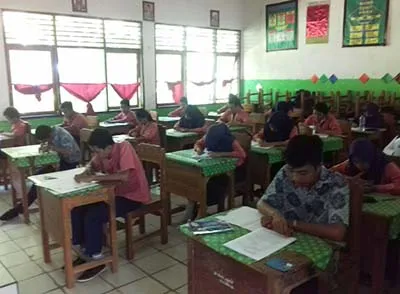 Pantau USBN SMP, Dikmudora Terima Laporan Nomor Soal Tak Berurut