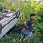 Mobil Kades Andeo Alami Kecelakaan di penurunan Desa Matapila Konut