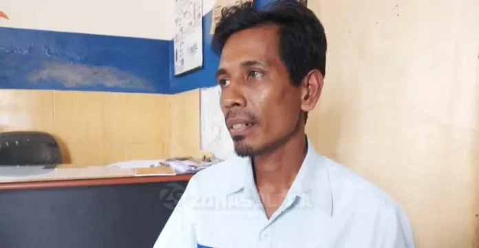 Hatar T Kepala Badan Urusan Logistik (Bulog) Kabupaten Wakatobi, Sulawesi Tenggara (Sultra) Hatar T