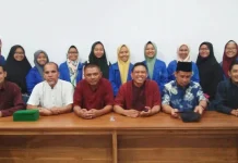 10 Siswi Madrasah Mua’allimat Muhammadiyah Yogyakarta Gelar MH di Pomalaa 10 Siswi Madrasah Mua'allimat Muhammadiyah Yogyakarta Gelar MH di Pomalaa