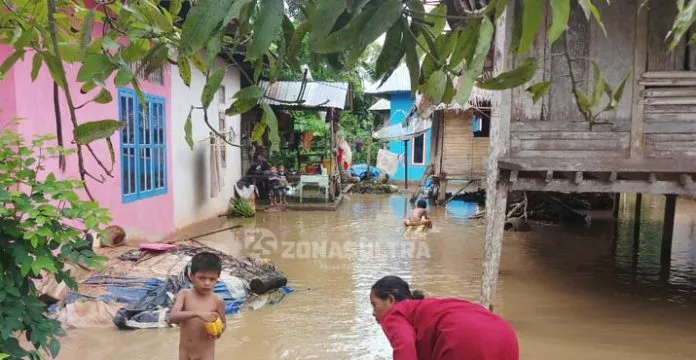 banjir_wakatobi1 Hujan Deras, Banjir Rendam Desa Komala di Wakatobi