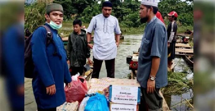 bmh_bantuan11 BMH Tembus Medan Sulit Salurkan Bantuan Korban Banjir Konut