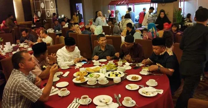 Hugua Bersama PHRI, IHGMA dan ASITA, Bukber Bersama Bahas Pengembangan Pariwisata Sultra