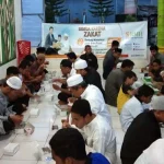 Konsisten Berbagi dan Salurkan Donasi, BMH Sultra Bukber Seratusan Dhuafa Konsisten Berbagi dan Salurkan Donasi, BMH Sultra Bukber Seratusan Dhuafa