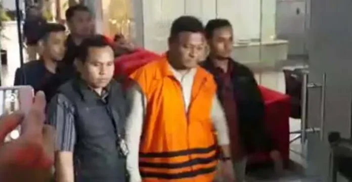 OTT Bupati Busel, KPK Sita Alat Peraga Kampanye Salah Satu Paslon Pilgub Sultra