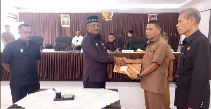 buteng1 DPRD Buteng Paripurnakan 8 Raperda