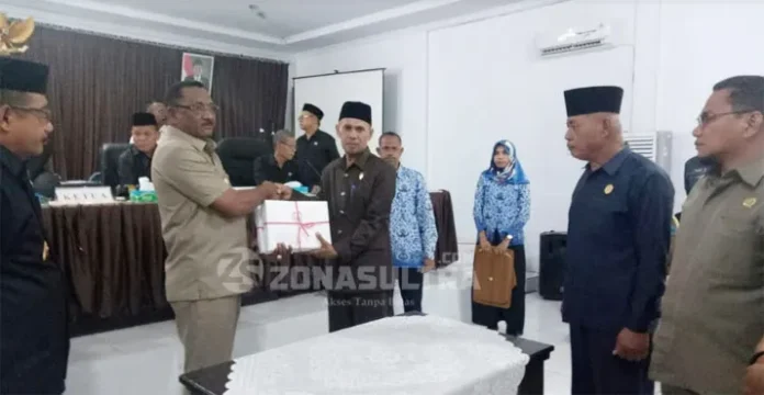 Pemkab Buteng Serahkan 9 Raperda ke DPRD