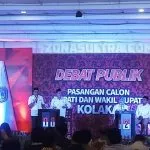 Debat Pilbup Kolaka, Asmani Janjikan Reformasi Birokrasi, Safei Lanjutkan SMS Berjaya Debat Pilbup Kolaka, Asmani Janjikan Reformasi Birokrasi, Safei Lanjutkan SMS Berjaya