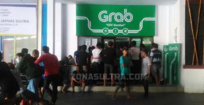 Tuntut Insentif, Ratusan Driver Segel Kantor Grab Kendari
