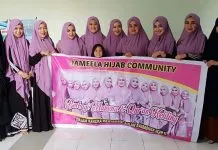 Sambut Ramadan, JHC Kendari Bagikan 108 Mukena dan 65 Alquran Sambut Ramadan, JHC Kendari Bagikan 108 Mukena dan 65 Alquran