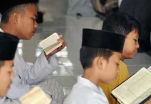 Ramadhan, Pesantren Kilat Masih Jadi Kegiatan Rutin Sekolah di Kendari Ramadhan, Pesantren Kilat Masih Jadi Kegiatan Rutin Sekolah di Kendari