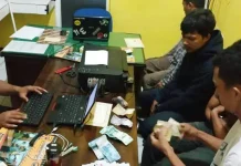 Berjudi Tengah Malam, Polres Buton Tangkap Mahasiswa dan Honorer Pemda Buton Berjudi Tengah Malam, Polres Buton Tangkap Mahasiswa dan Honorer Pemda Buton