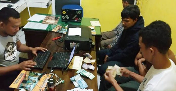 Berjudi Tengah Malam, Polres Buton Tangkap Mahasiswa dan Honorer Pemda Buton