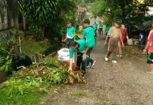 Ciptakan Kamtibmas, Polres Muna Ajak Warga Dua Lorong yang Sering Bertikai Kerja Bakti Ciptakan Kamtibmas, Polres Muna Ajak Warga Dua Lorong yang Sering Bertikai Kerja Bakti