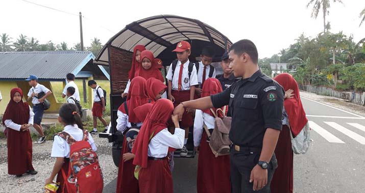 Kendaraan Giat Belajar dan Wajah Pendidikan di Perbatasan Konsel