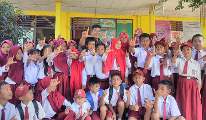 Kendaraan Giat Belajar dan Wajah Pendidikan di Perbatasan Konsel