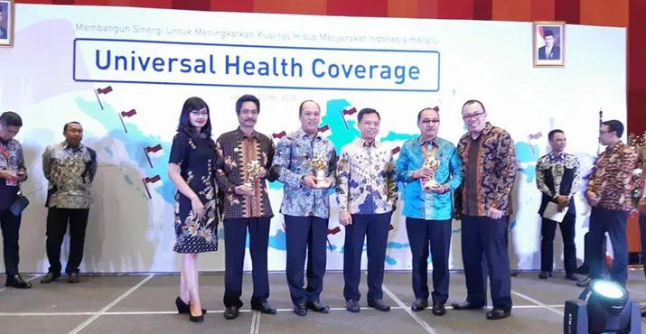 Alokasikan APBD untuk Pembayaran BPJS Kesehatan Warga, Pemda Kolaka Raih Penghargaan UHC program JKN-KIS