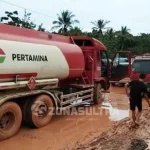 Jalan di Konut Rusak, Harga Elpiji 3 Kg Tembus Rp 40 Ribu Jalan Rusak Parah, Konut Terancam Terisolir