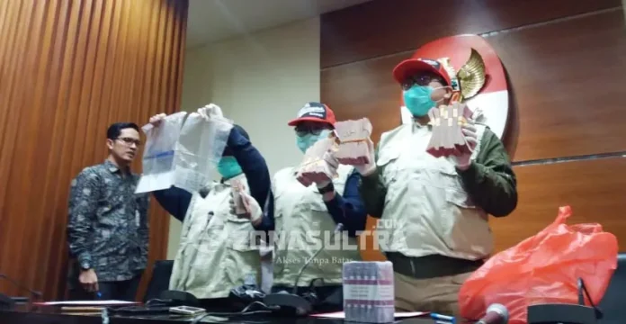 KPK Tetapkan Bupati Busel Sebagai Tersangka Suap Proyek Rujab