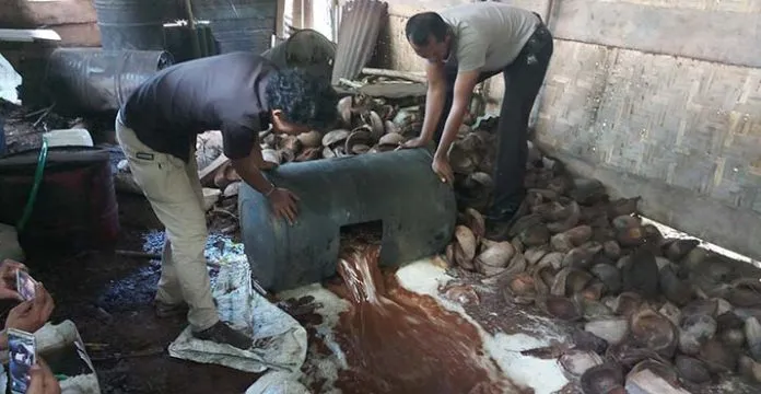 Polres Wakatobi Amankan Ribuan Liter Miras Tradisional