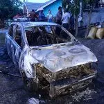 mobil_bakar1