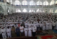 Bolehkah Jumlah Rakaat Tarawih Dicukupkan Sendiri di Rumah Setelah Salat Berjamaah di Masjid? ilustrasi salat