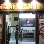 Bupati Busel Terjaring OTT KPK, 9 Pejabat Diperiksa Bupati Busel Terjaring OTT KPK, 9 Pejabat Diperiksa